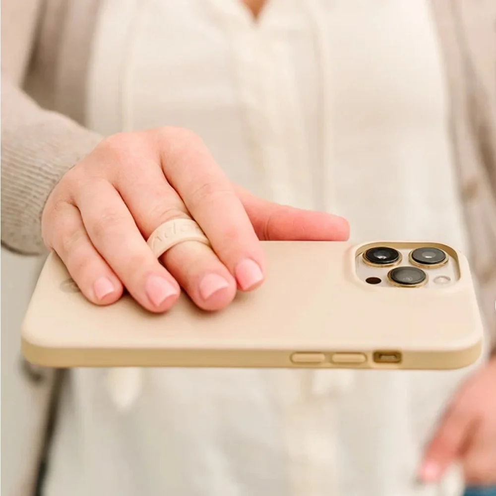 Loopy Case Beige iPhone 15plus Phone Case